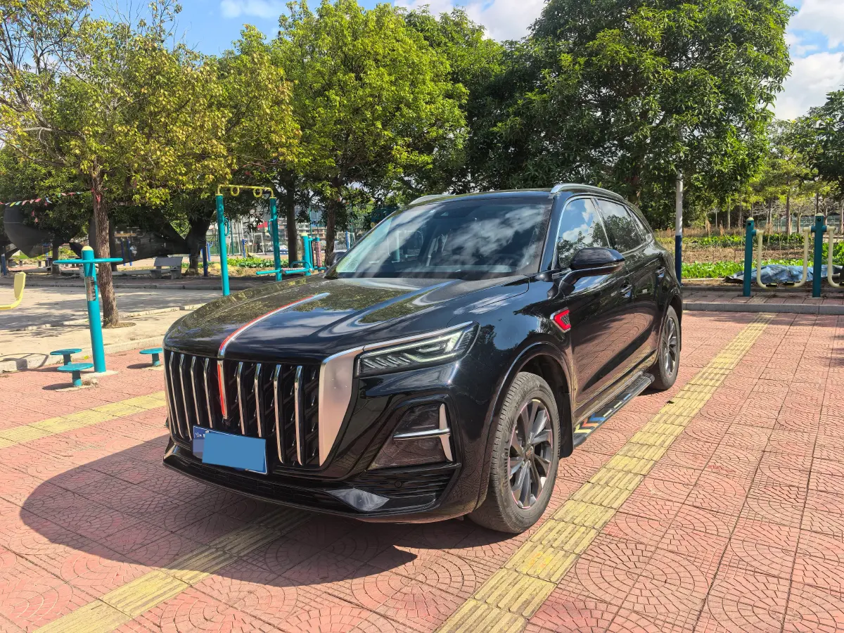 2023 HongQi HS5 2.0T 252HP L4 8AT