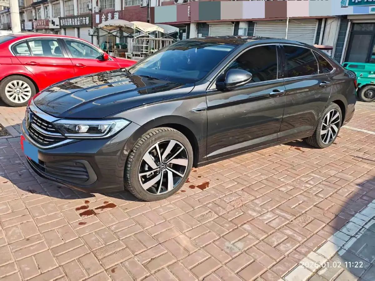 2025 Volkswagen Sagitar 1.5T 160HP L4 7DCT