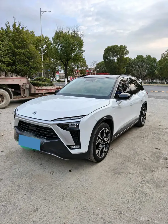 2018 NIO ES8 BEV 70KWH
