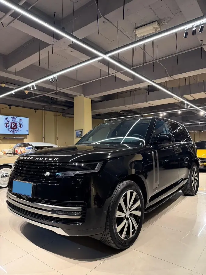2023 Land Rover Range Rover 3.0T 360HP L6 8AT