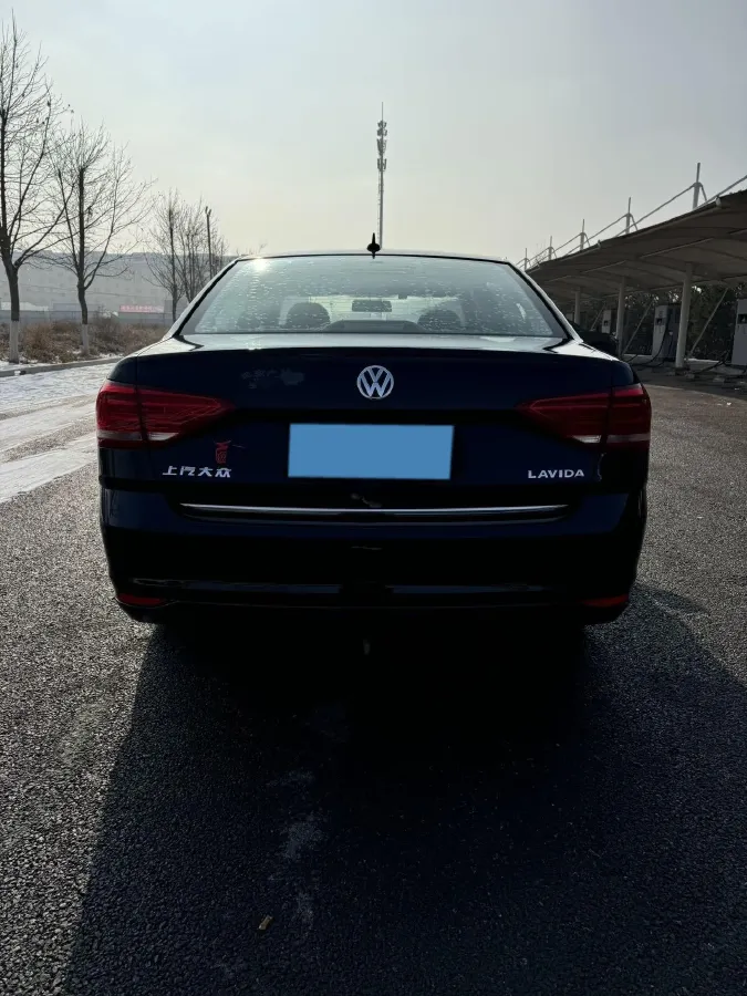 2017 Zotye Damy X7 1.8T 177HP L4 5MT,autocango,china used car exporter,china ev exporter,chinese used car exporter,chinese used ev exporter