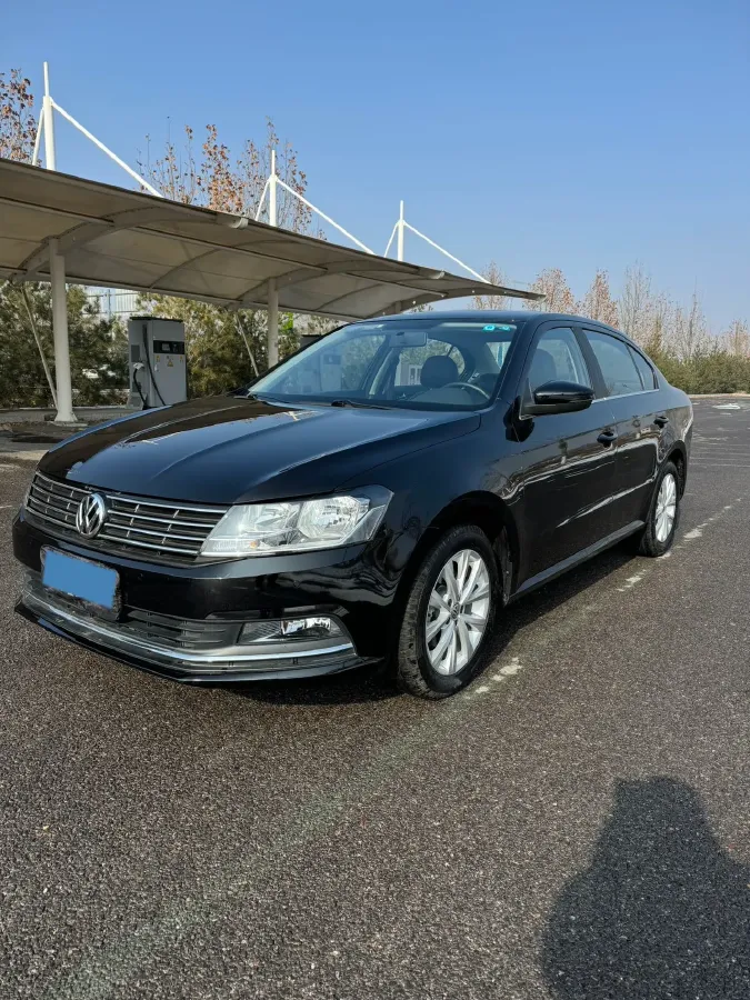 2017 Zotye Damy X7 1.8T 177HP L4 5MT,autocango,china used car exporter,china ev exporter,chinese used car exporter,chinese used ev exporter