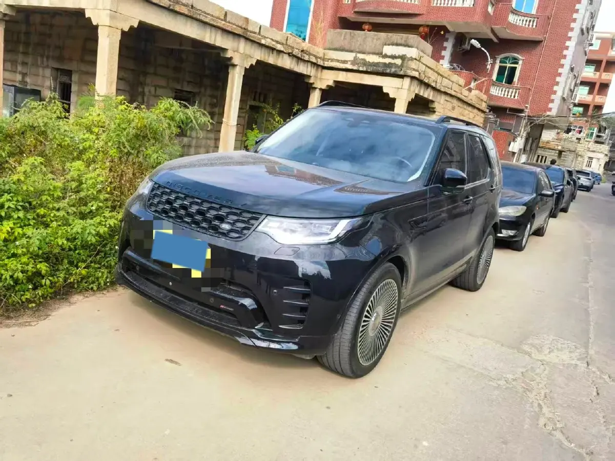 2023 Land Rover Discovery 3.0T 360HP L6 8AT