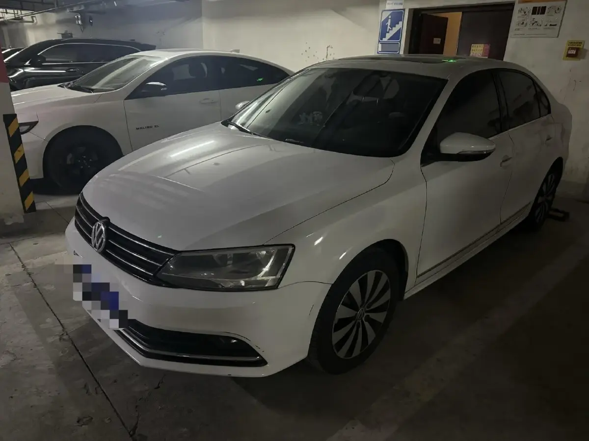 2018 Volkswagen Bora 1.5L 110HP L4 6AT