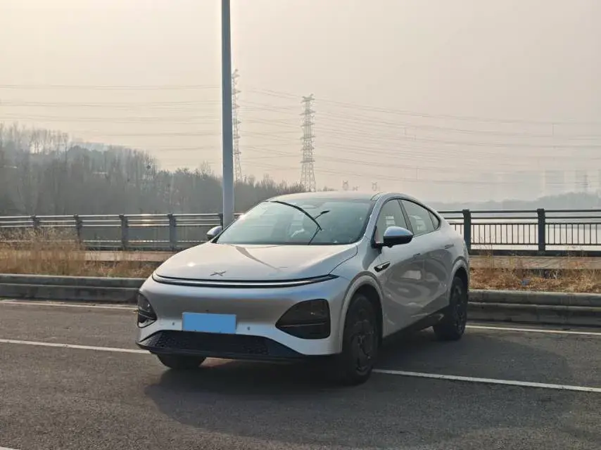 2025 Xpeng G6 BEV 68.5KWH