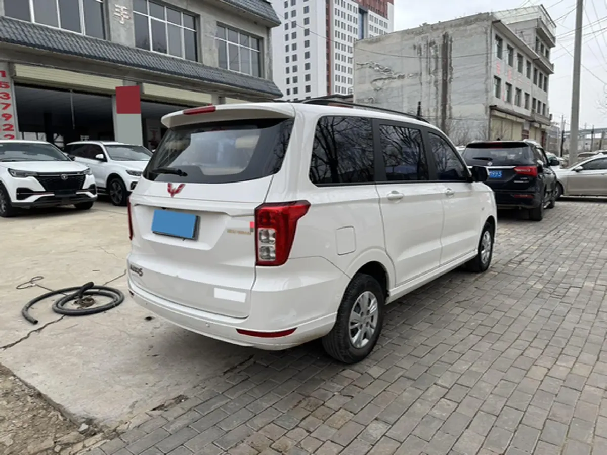2021 Yema SiPaiKa 1.5L 109HP L4 5MT,autocango,china used car exporter,china ev exporter,chinese used car exporter,chinese used ev exporter