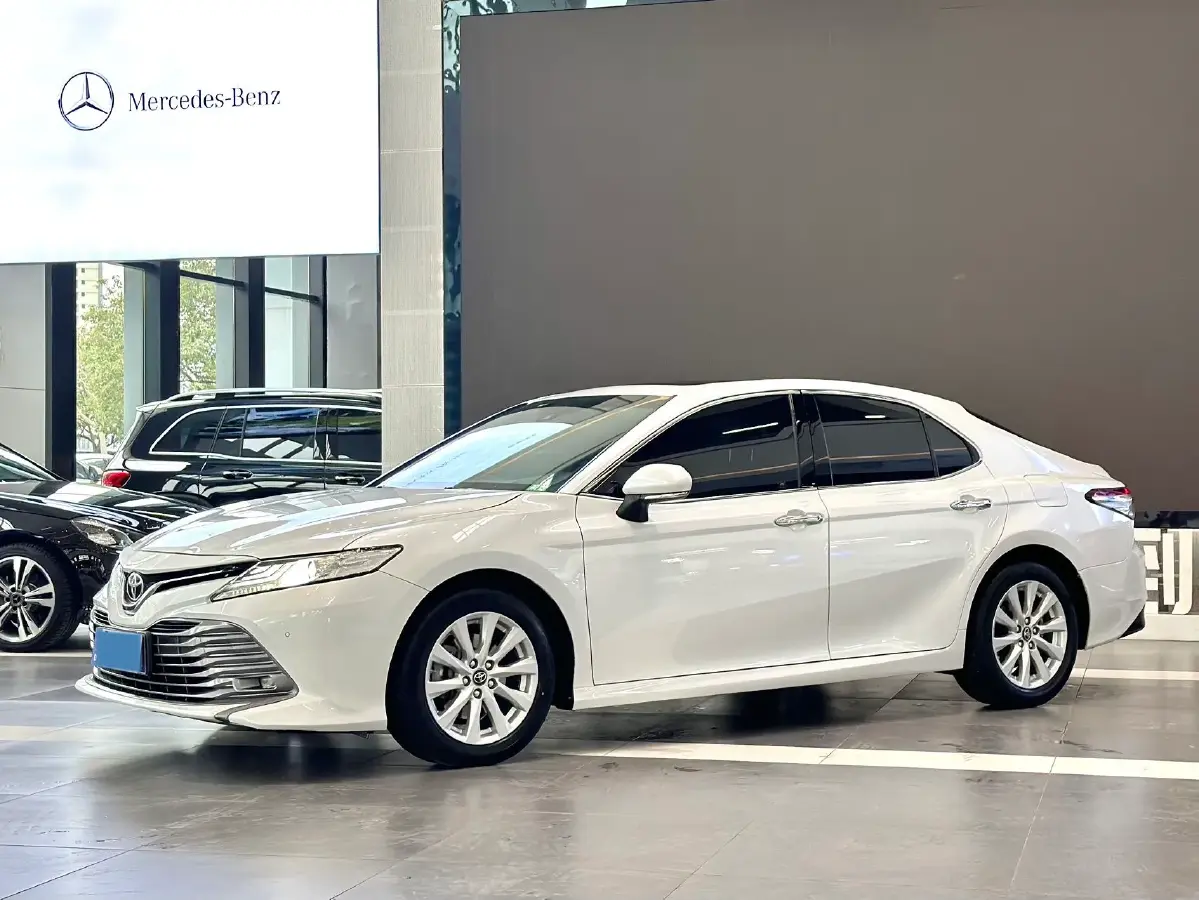 2019 Toyota Camry 2.0L 178HP L4 CVT