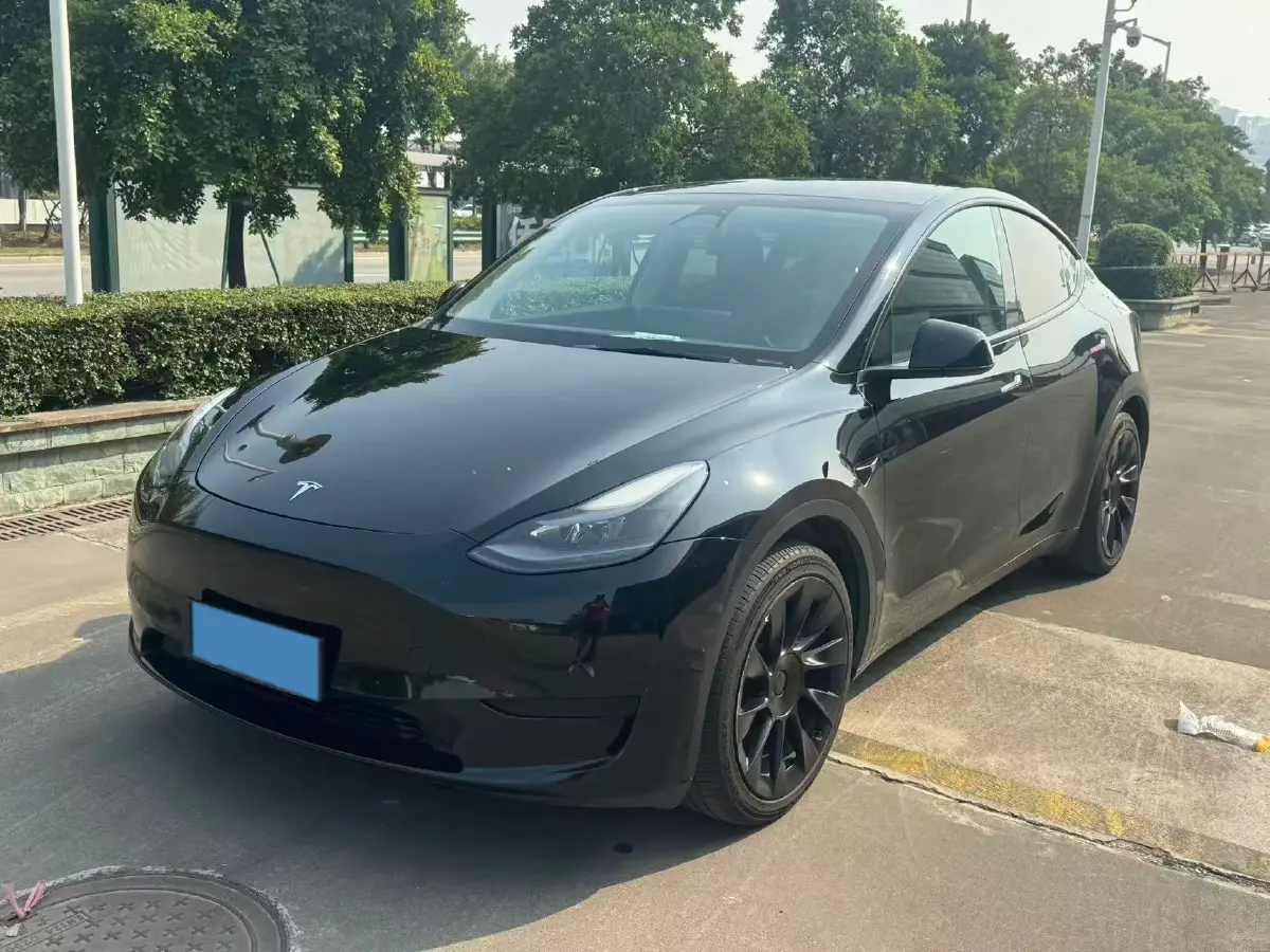2022 Tesla Model Y BEV 60KWH