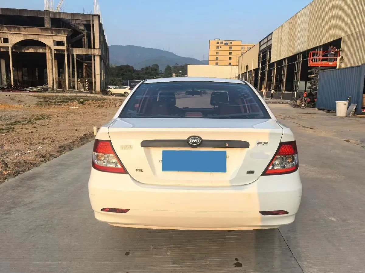 2013 FAW Vita V5 1.5L 102HP L4 5MT,autocango,china used car exporter,china ev exporter,chinese used car exporter,chinese used ev exporter