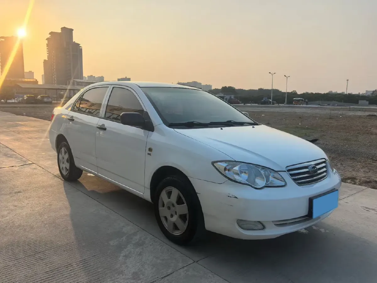 2013 FAW Vita V5 1.5L 102HP L4 5MT,autocango,china used car exporter,china ev exporter,chinese used car exporter,chinese used ev exporter