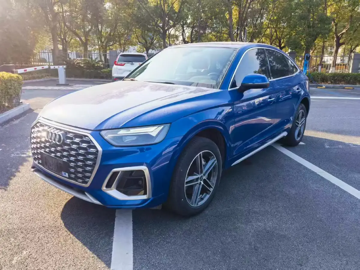 2022 Audi Q5L Sportback 2.0T 190HP L4 7DCT