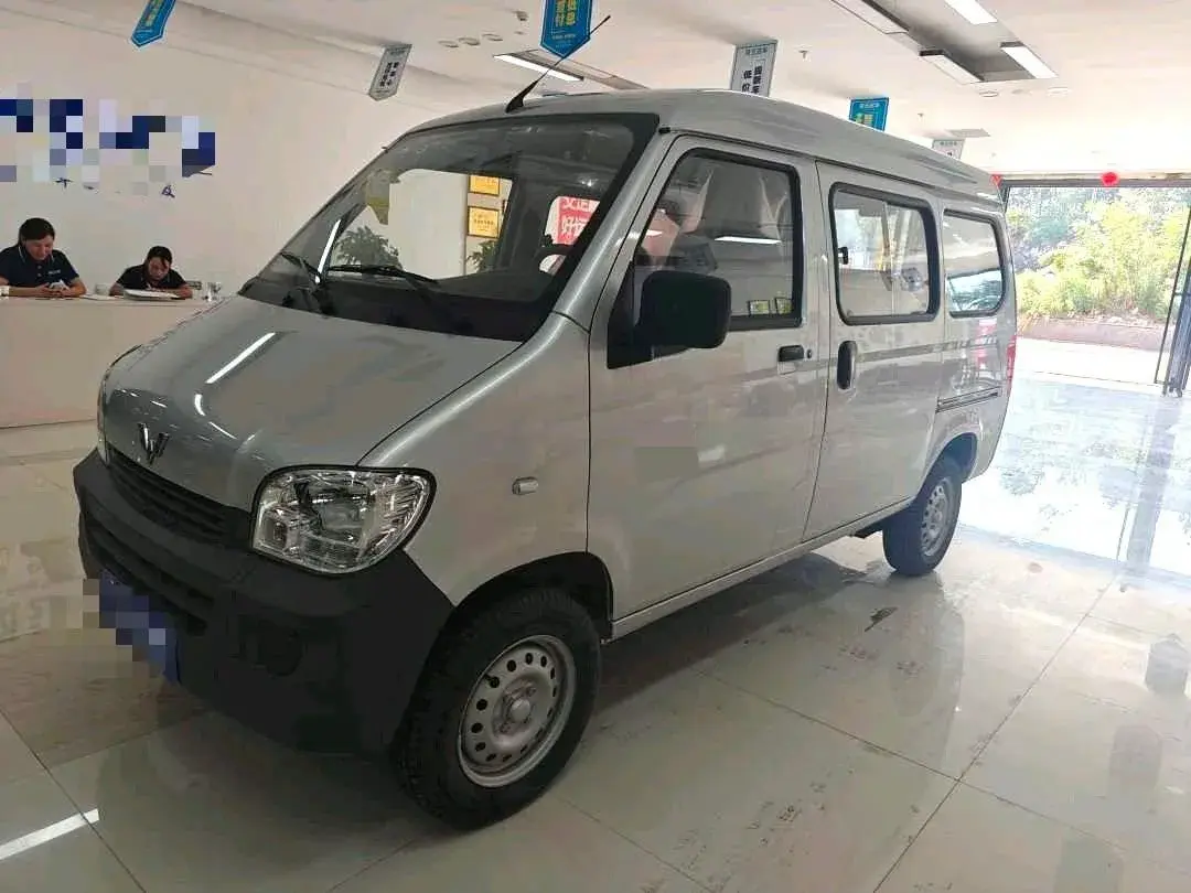 2023 WuLing ZhiGuang 1.5L 102HP L4 5MT