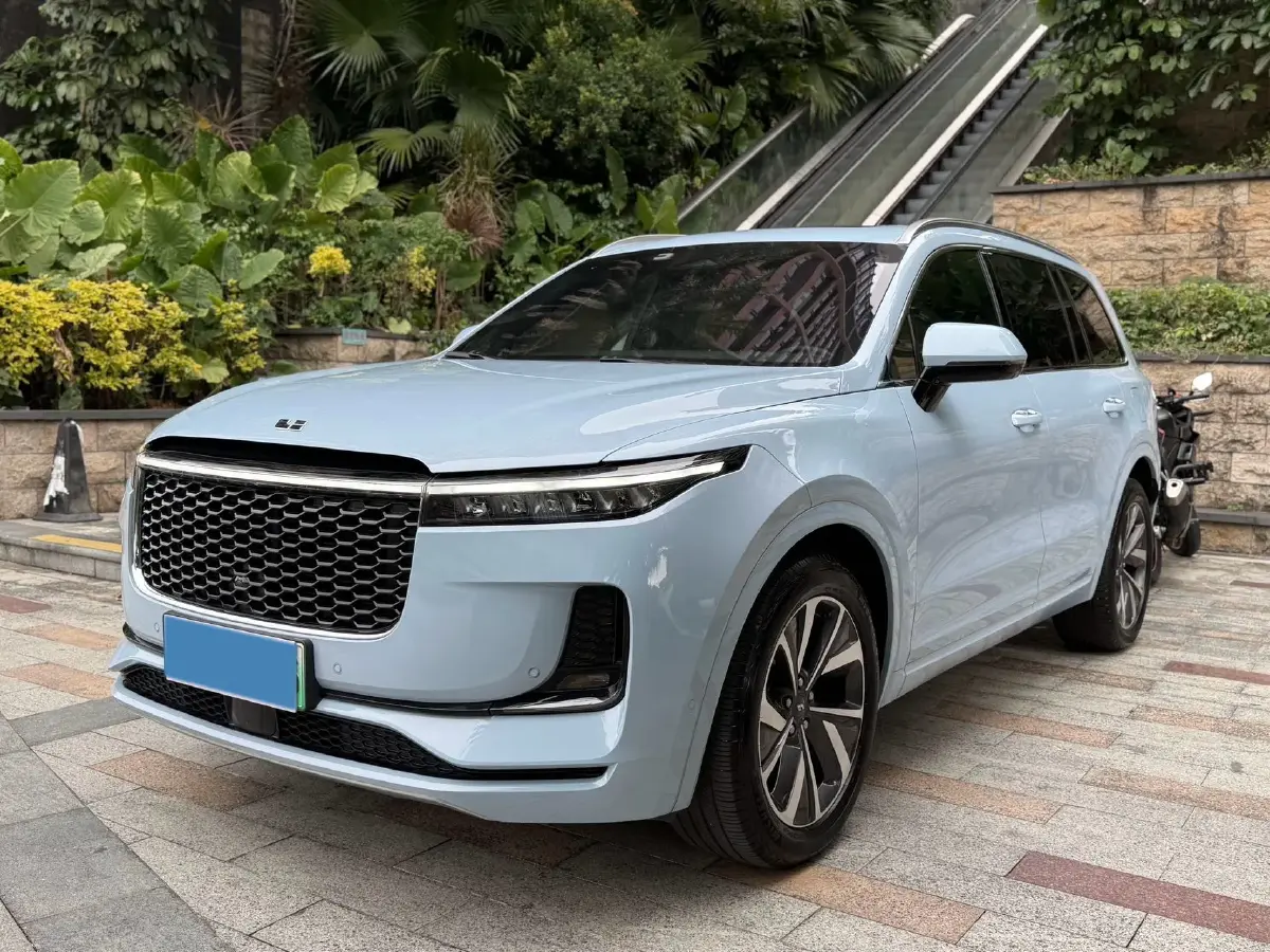 2021 Li ONE Range Extended 131HP REEV 40.5KWH