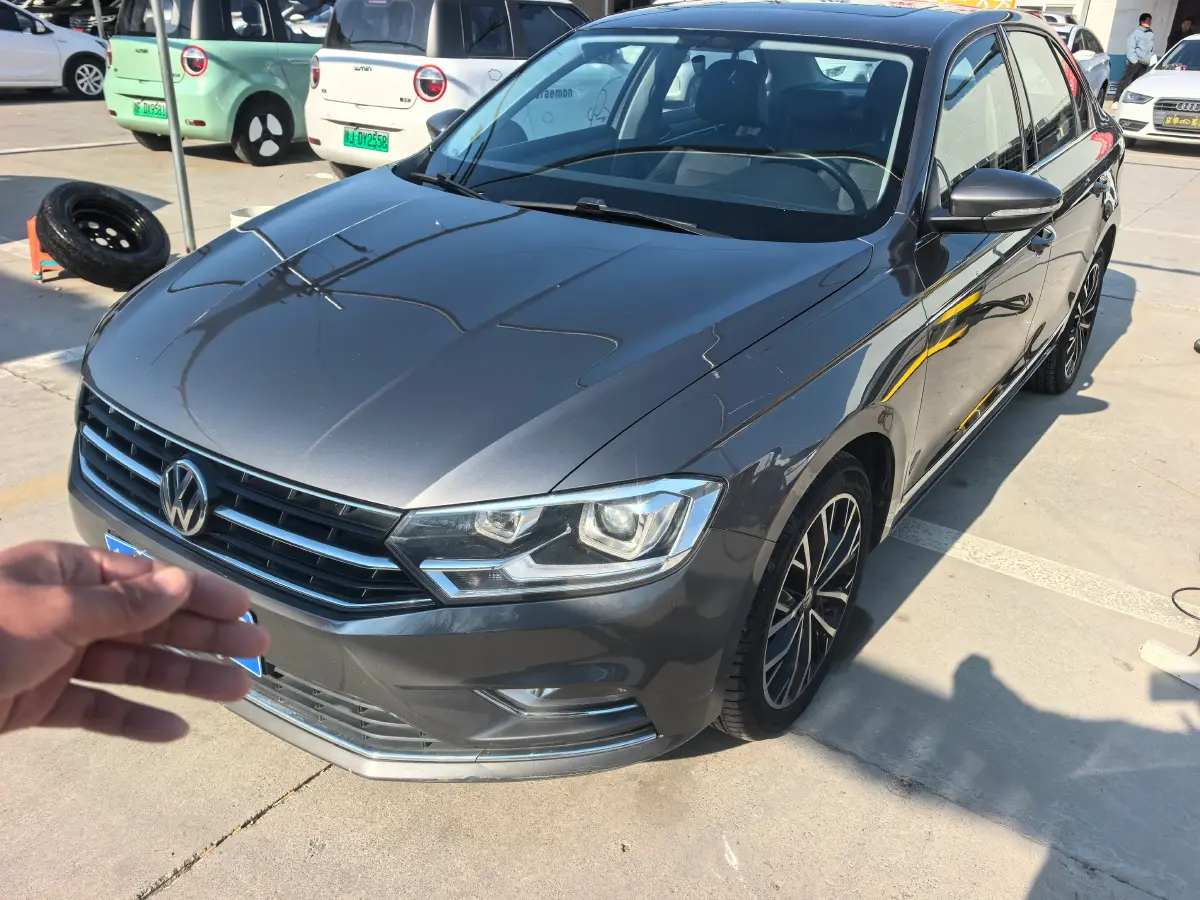 2018 Volkswagen Bora 1.5L 110HP L4 6AT