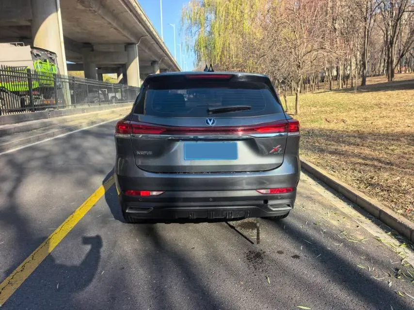 2024 ChangAn X7 PLUS 1.5T 188HP L4 7DCT,autocango,china used car exporter,china ev exporter,chinese used car exporter,chinese used ev exporter