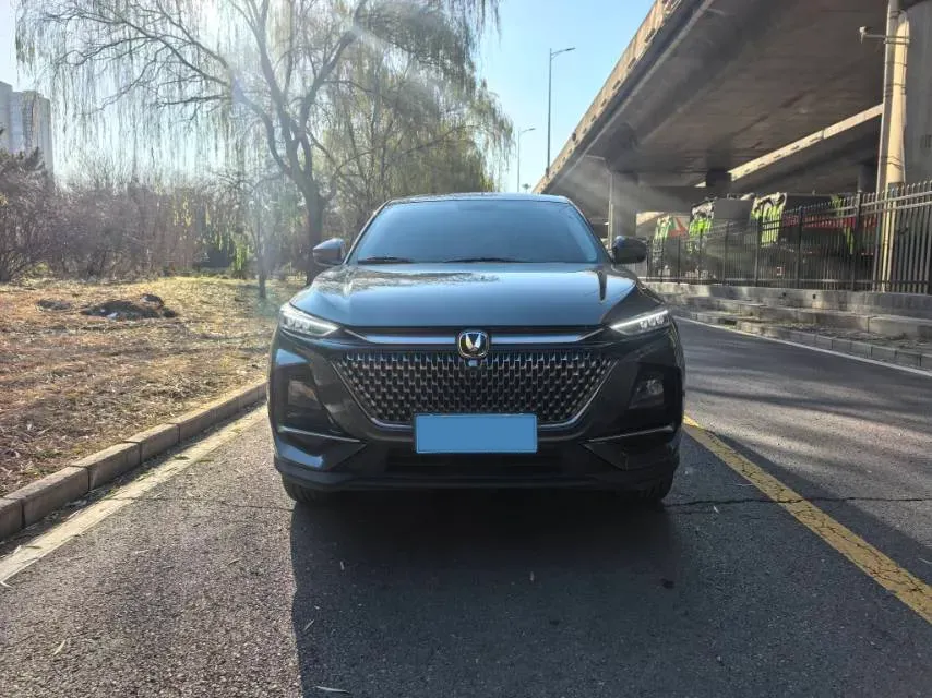 2024 ChangAn X7 PLUS 1.5T 188HP L4 7DCT,autocango,china used car exporter,china ev exporter,chinese used car exporter,chinese used ev exporter