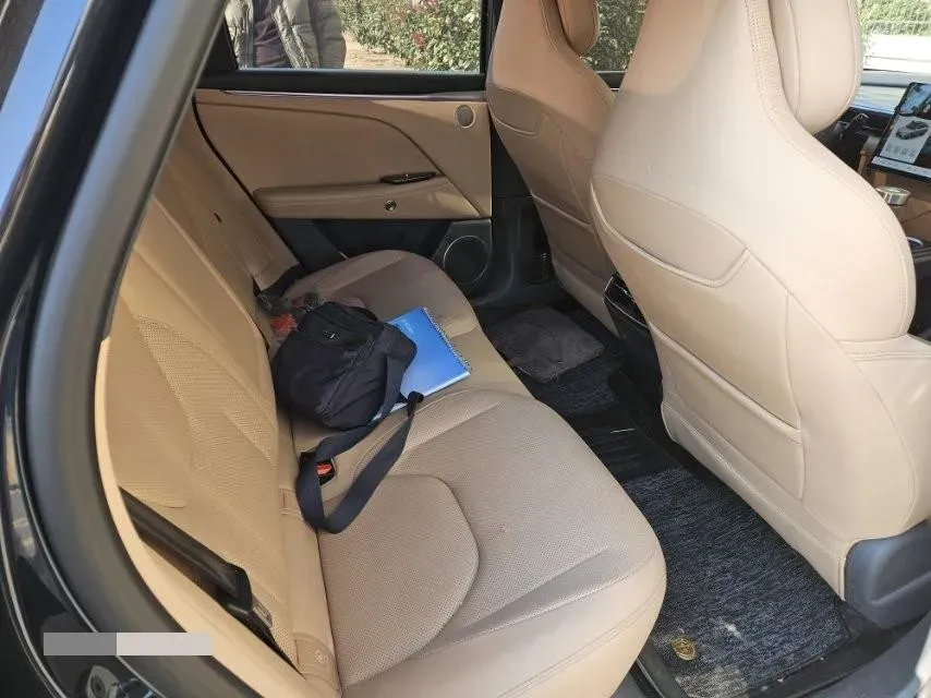 2025 Toyota bZ5 BEV,autocango,china used car exporter,china ev exporter,chinese used car exporter,chinese used ev exporter