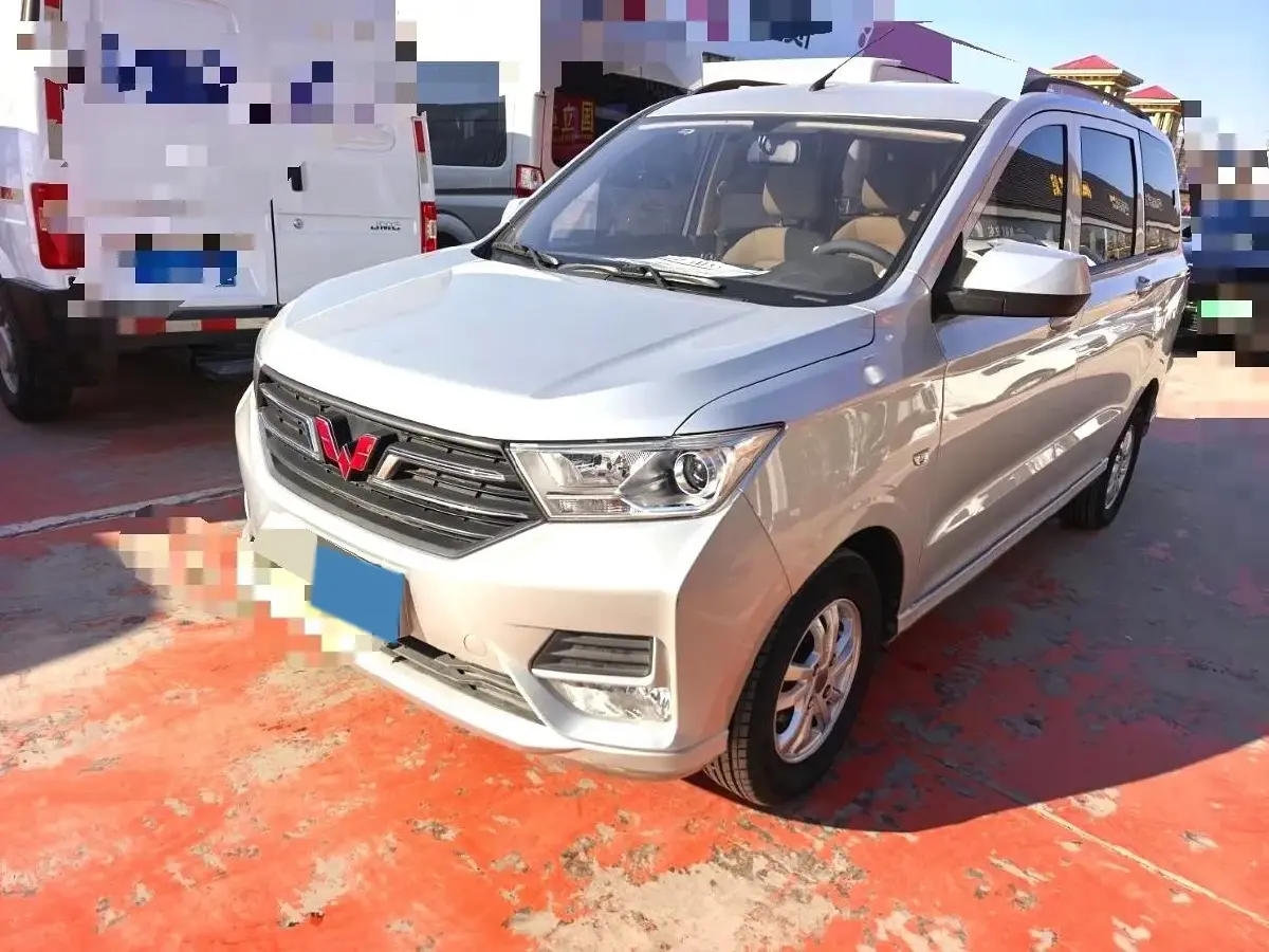 2021 WuLing HongGuang 1.5L 99HP L4 6MT