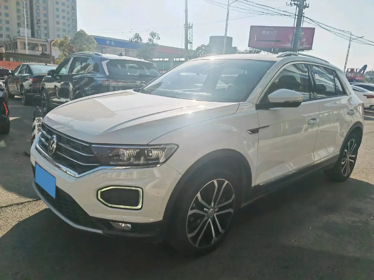 2020 Volkswagen T-Roc 1.4T 150HP L4 7DCT