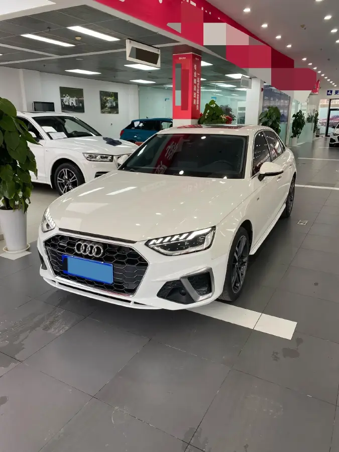 2020 Audi A4L 2.0T 190HP L4 7DCT