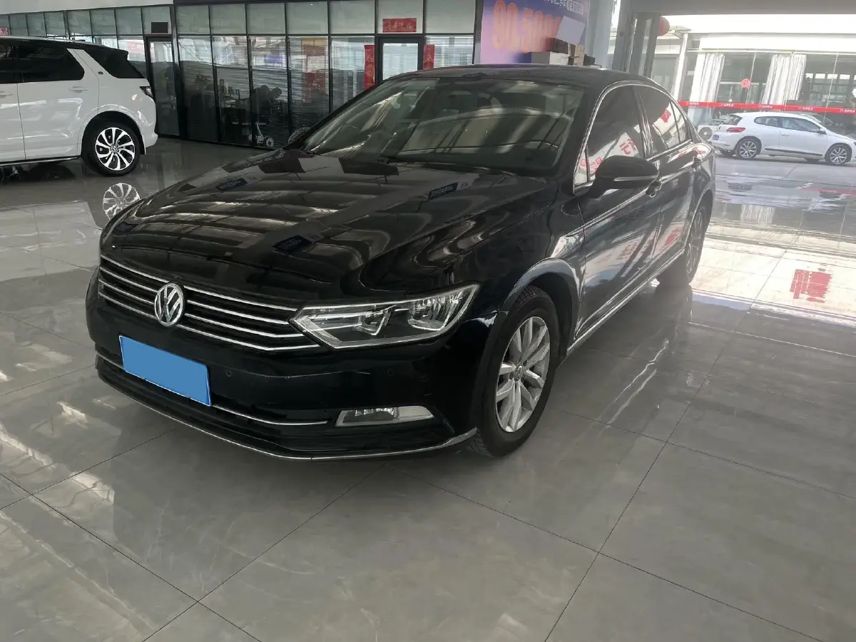 2017 Volkswagen Magotan 1.8T 180HP L4 7DCT