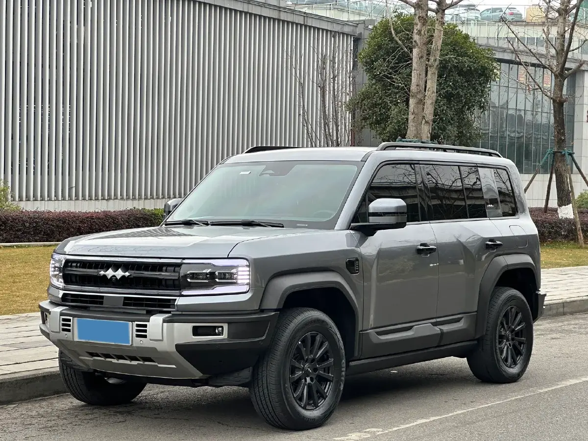 2023 FangChengBao Bao 5 1.5T 194HP L4 E-CVT PHEV 31.8KWH