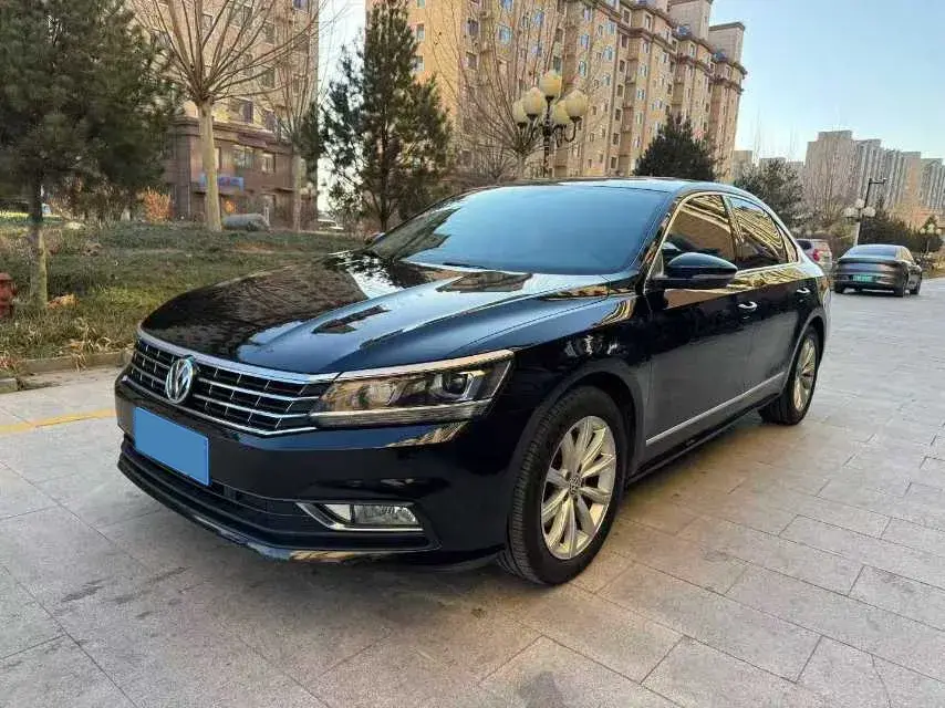 2017 Volkswagen Passat 1.8T 180HP L4 7DCT