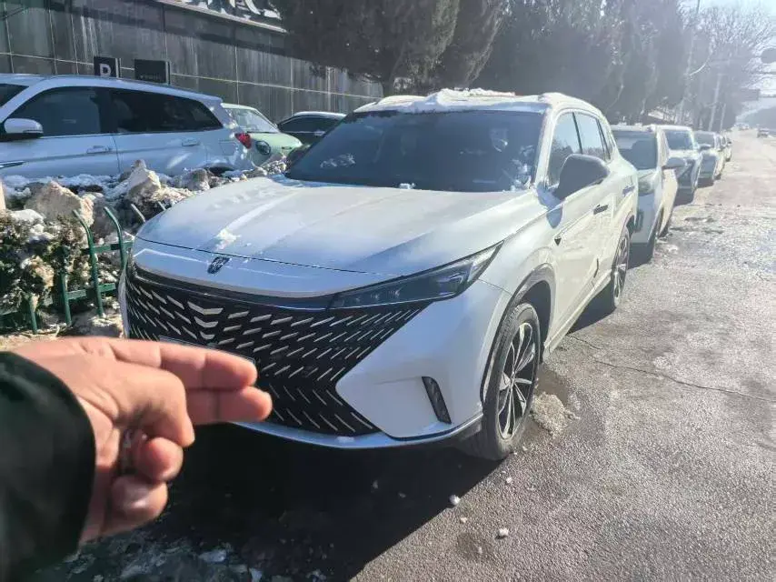 2023 Roewe RX5 1.5T 188HP L4 AMT PHEV 12.3KWH