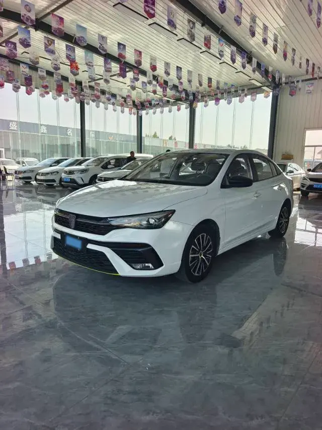 2021 Roewe i5 1.5L 120HP L4 CVT