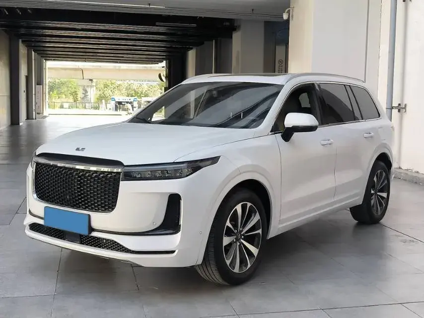 2020 Li ONE Range Extended 131HP REEV 40.5KWH