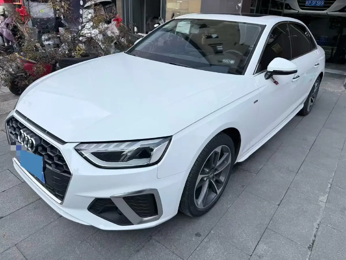 2020 Audi A4L 2.0T 190HP L4 7DCT