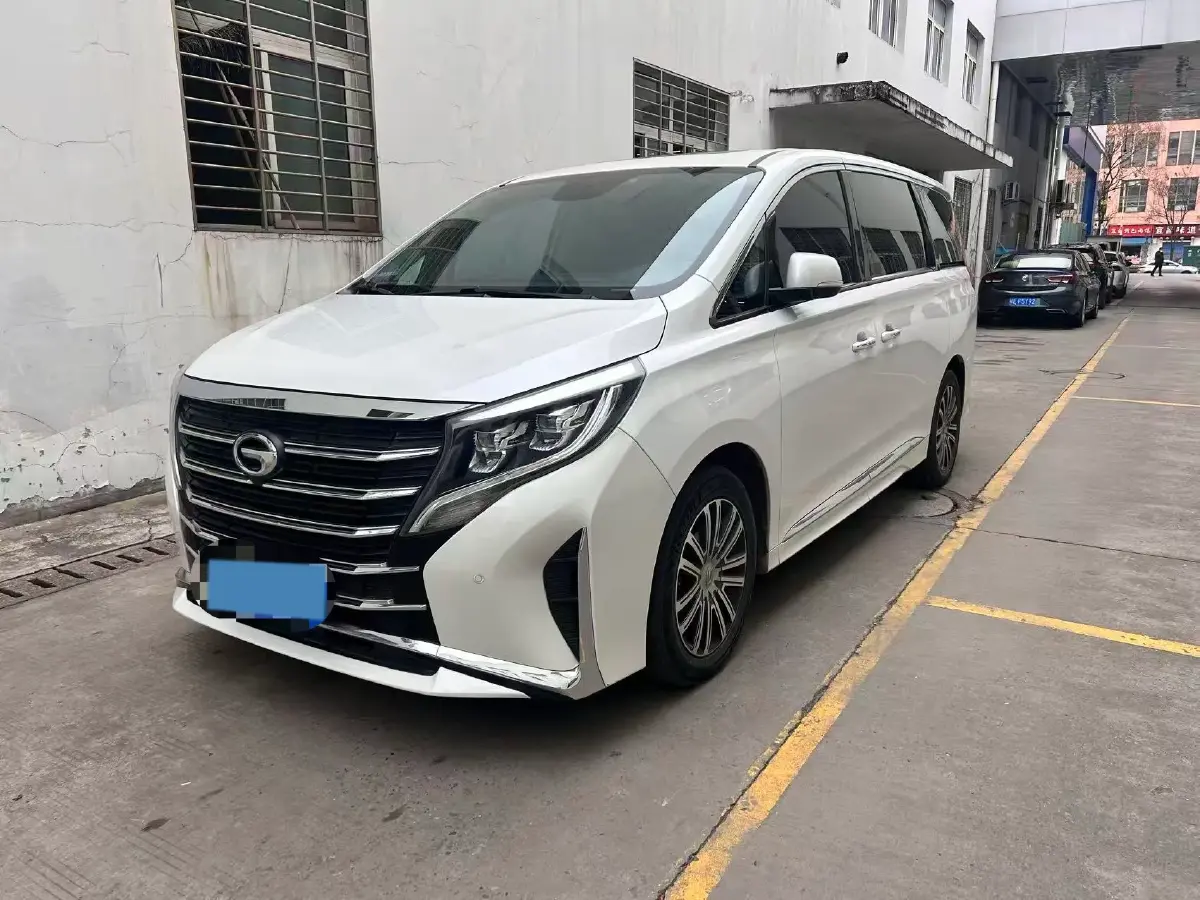 2021 GAC Trumpchi M8 2.0T 252HP L4 8AT