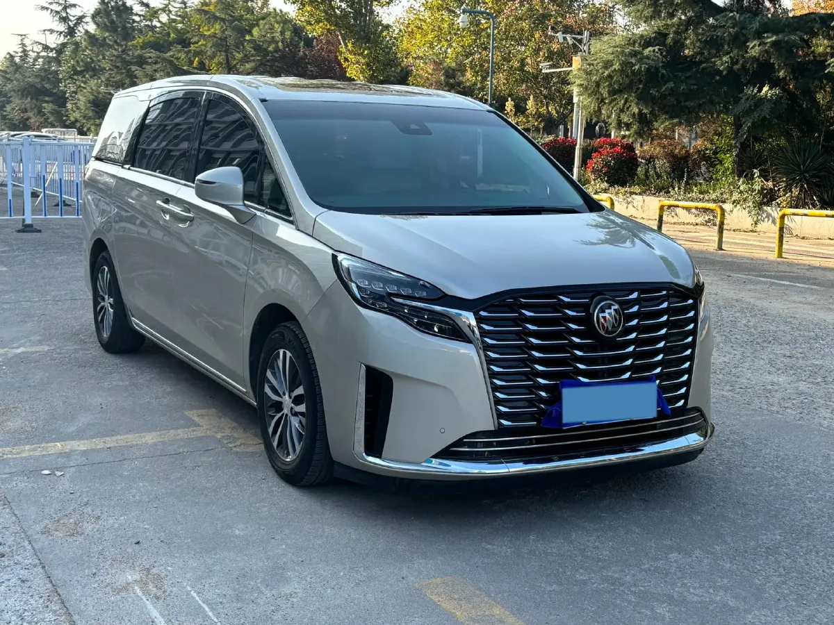 2023 Buick GL8 2.0T 237HP L4 9AT,autocango,china used car exporter,china ev exporter,chinese used car exporter,chinese used ev exporter