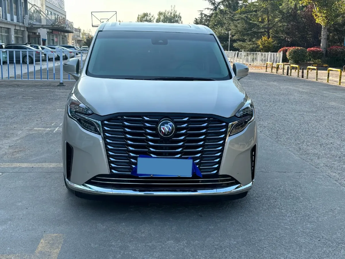 2023 Buick GL8 2.0T 237HP L4 9AT,autocango,china used car exporter,china ev exporter,chinese used car exporter,chinese used ev exporter