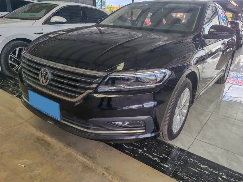 2019 Volkswagen Sagitar 1.2T 116HP L4 7DCT