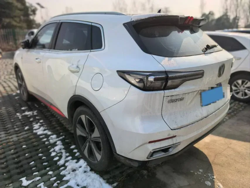 2022 ChangAn Oshan X7 Plus 1.5T 188HP L4 7DCT,autocango,china used car exporter,china ev exporter,chinese used car exporter,chinese used ev exporter