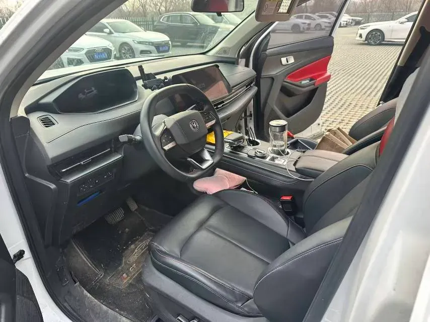 2022 ChangAn Oshan X7 Plus 1.5T 188HP L4 7DCT,autocango,china used car exporter,china ev exporter,chinese used car exporter,chinese used ev exporter