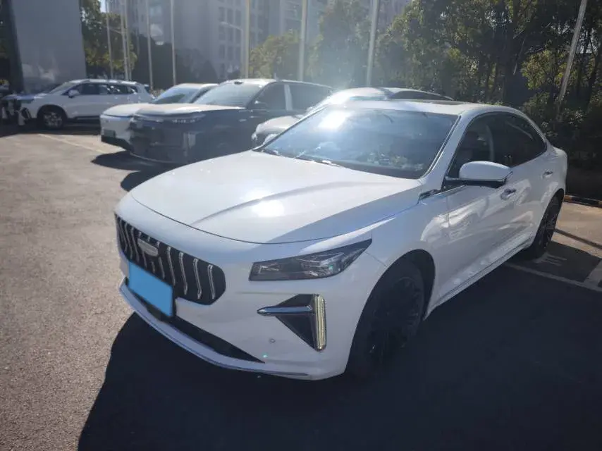 2024 Geely PrefaceL 1.5T 163HP L4 3DHT Hybrid