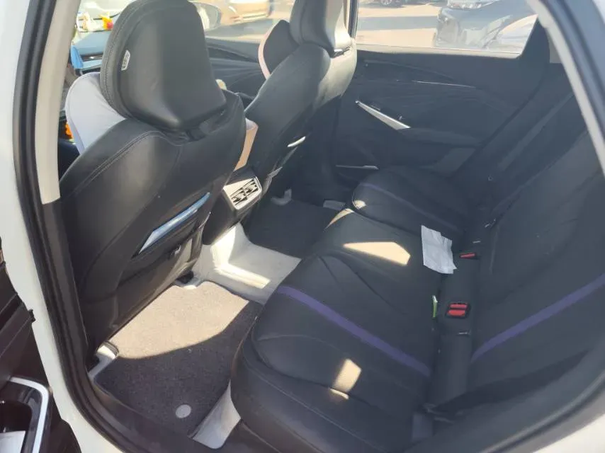 2024 Geely PrefaceL 1.5T 163HP L4 3DHT Hybrid,autocango,china used car exporter,china ev exporter,chinese used car exporter,chinese used ev exporter