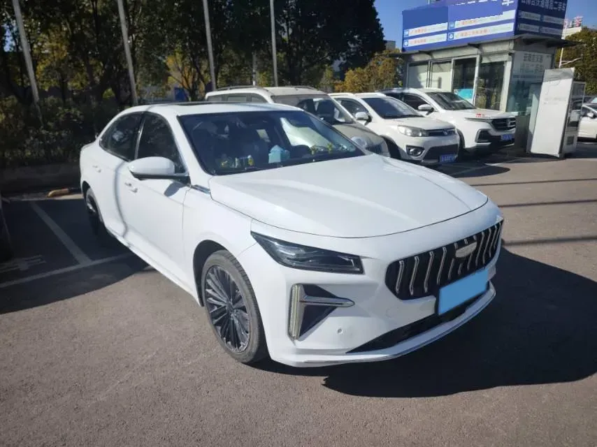 2024 Geely PrefaceL 1.5T 163HP L4 3DHT Hybrid,autocango,china used car exporter,china ev exporter,chinese used car exporter,chinese used ev exporter