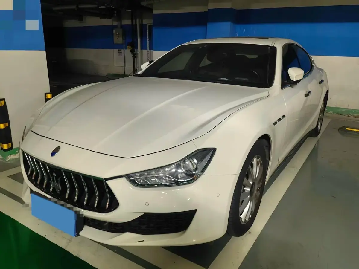 2018 Maserati Ghibli 3.0T 350HP V6 8AT