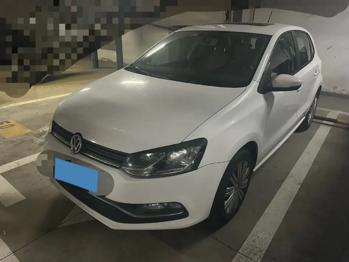 2016 Volkswagen Polo 1.6L 110HP L4 6AT