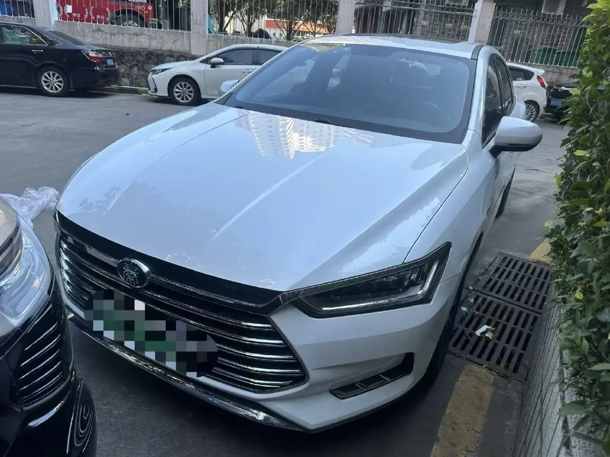 2019 BYD Qin Pro 1.5T 160HP L4 6DCT PHEV 9.03KWH