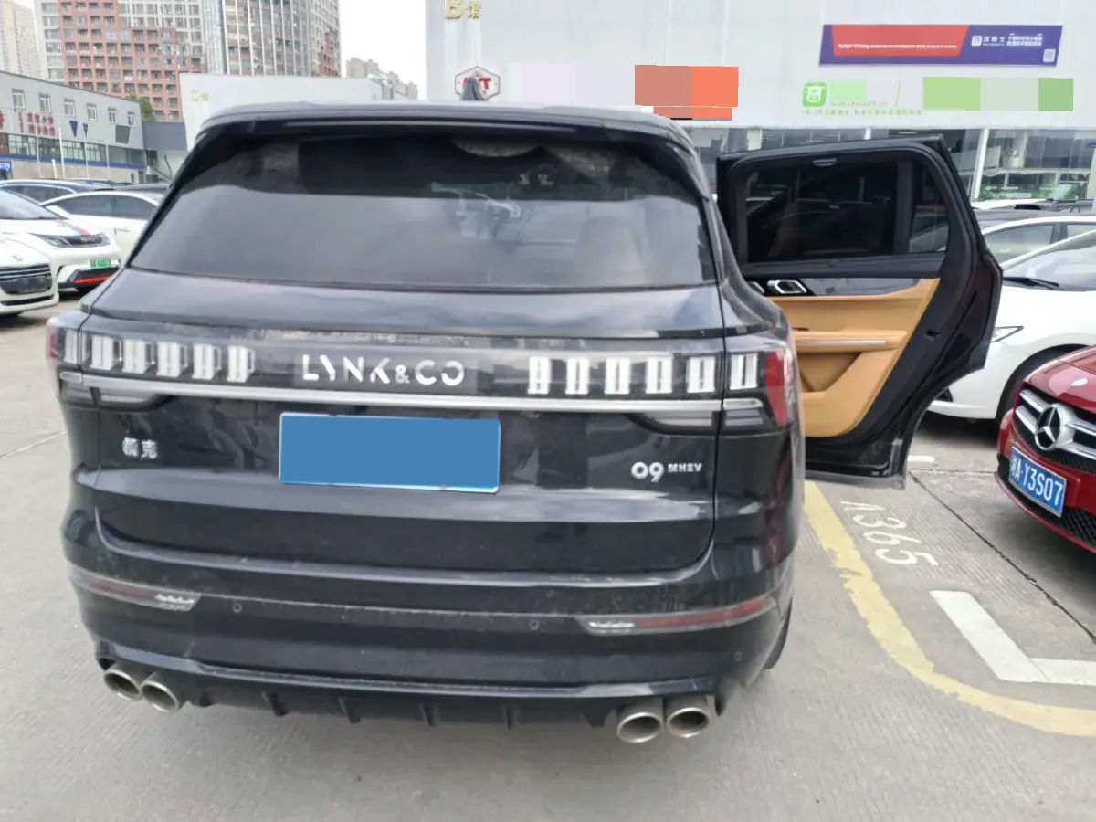 2021 Kia Carnival 2.0T 233HP L4 8AT,autocango,china used car exporter,china ev exporter,chinese used car exporter,chinese used ev exporter