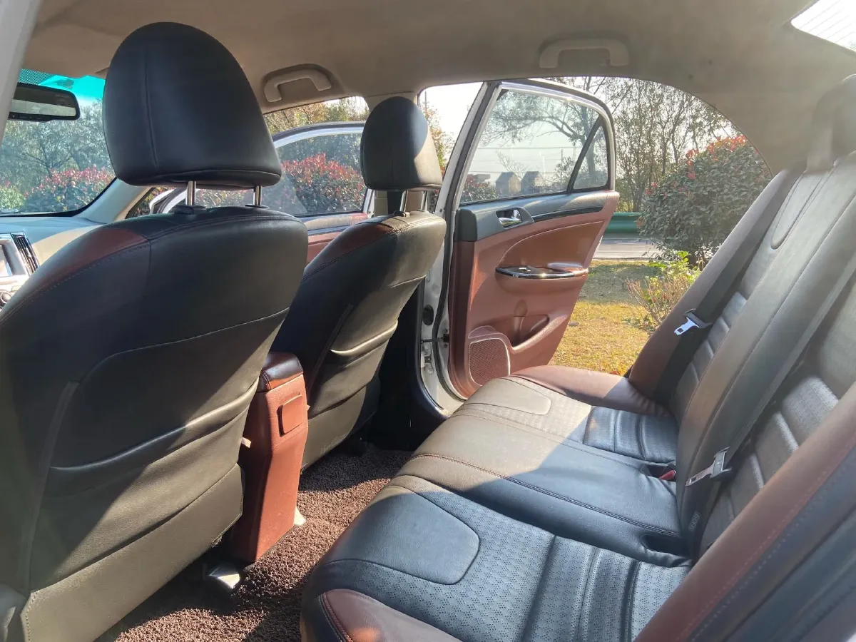 2016 BYD SuRui 1.5L 109HP L4 5MT,autocango,china used car exporter,china ev exporter,chinese used car exporter,chinese used ev exporter