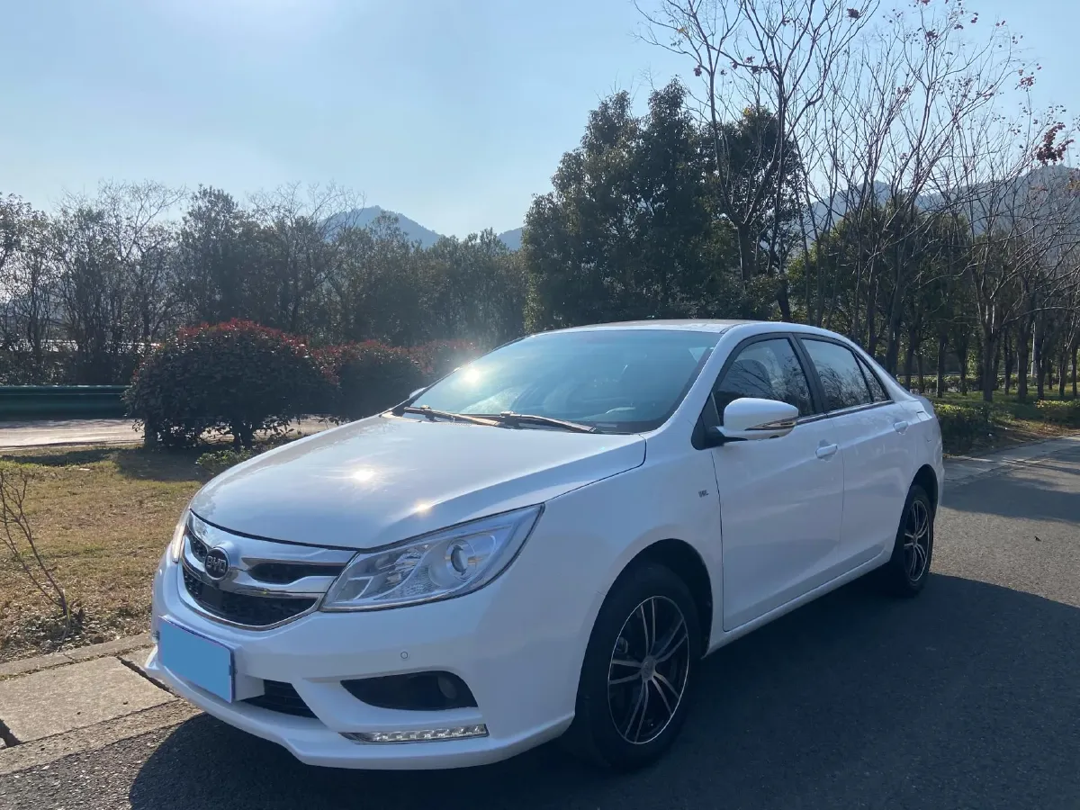 2016 BYD SuRui 1.5L 109HP L4 5MT,autocango,china used car exporter,china ev exporter,chinese used car exporter,chinese used ev exporter