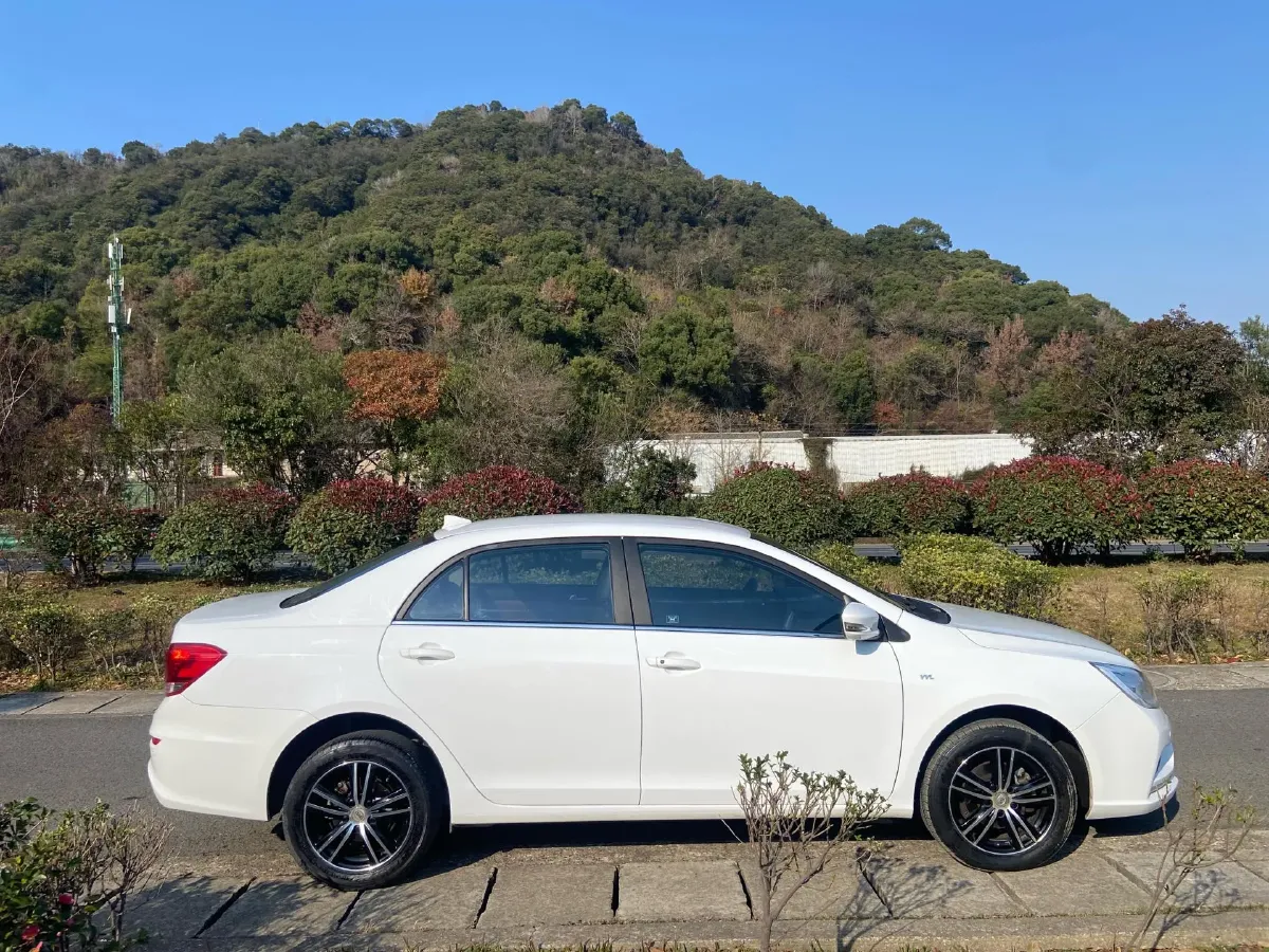 2016 BYD SuRui 1.5L 109HP L4 5MT,autocango,china used car exporter,china ev exporter,chinese used car exporter,chinese used ev exporter