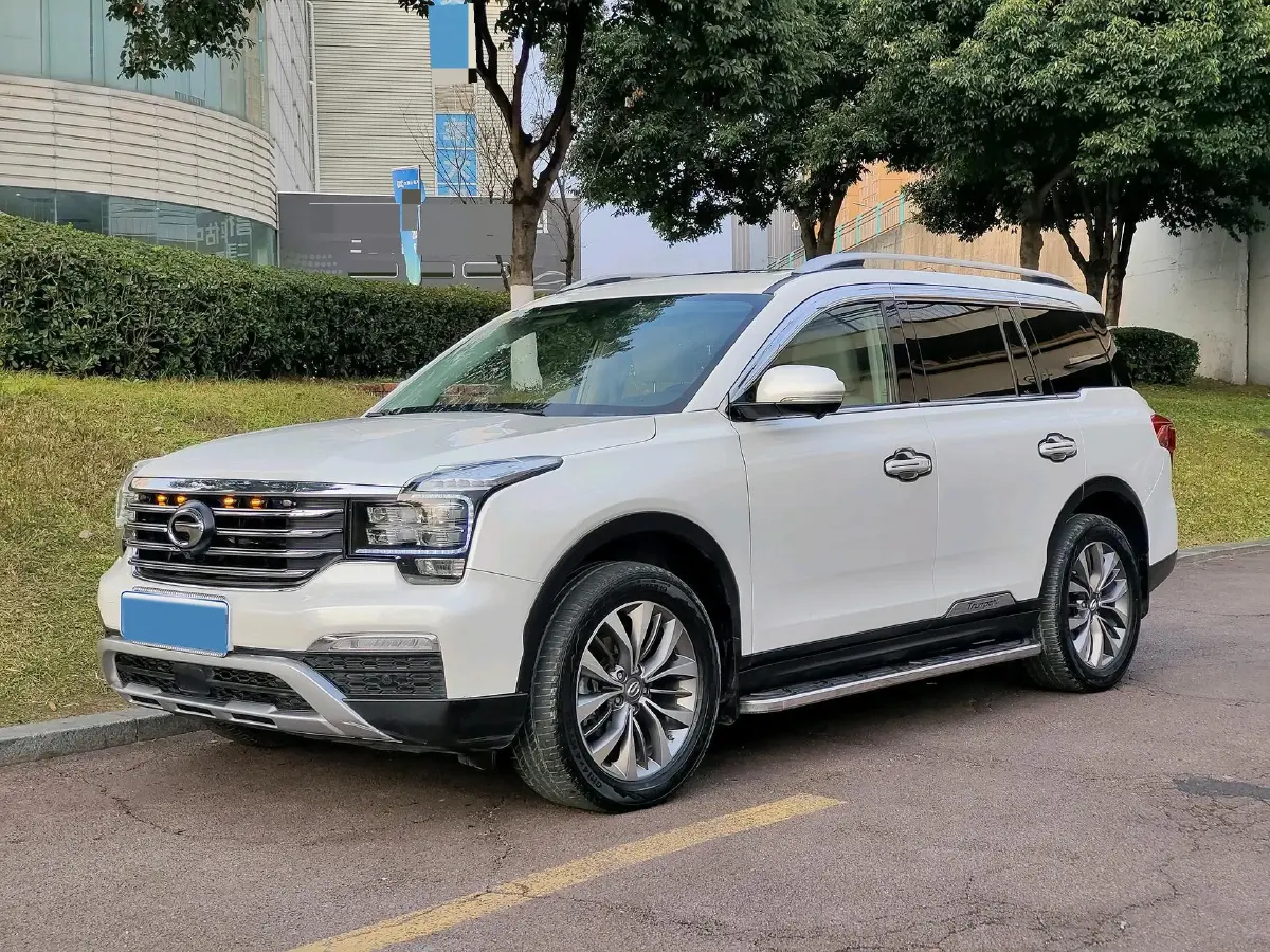 2017 GAC Trumpchi GS8 2.0T 201HP L4 6AT