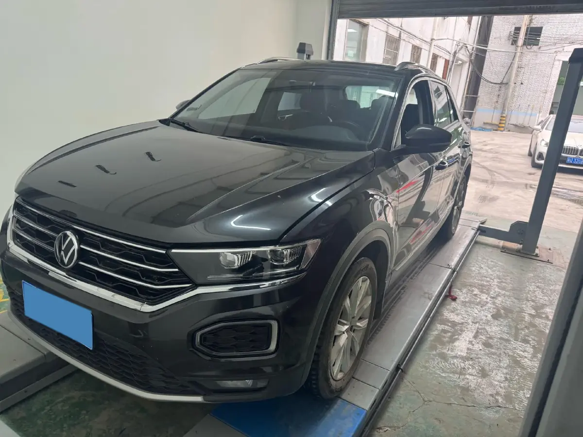 2022 Volkswagen T-Roc 1.4T 150HP L4 7DCT