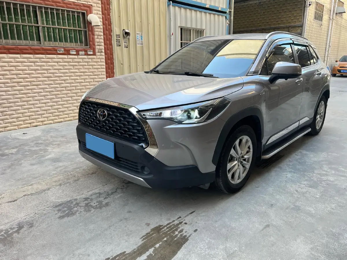 2024 Toyota Corolla Cross 2.0L 152HP L4 E-CVT Hybrid